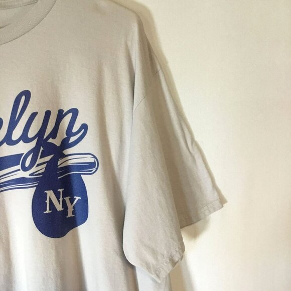 Port & Company Men's Graphic Brooklyn Bums Baseball Crew Neck Tee Sz 2XL Gray - Picture 4 of 9